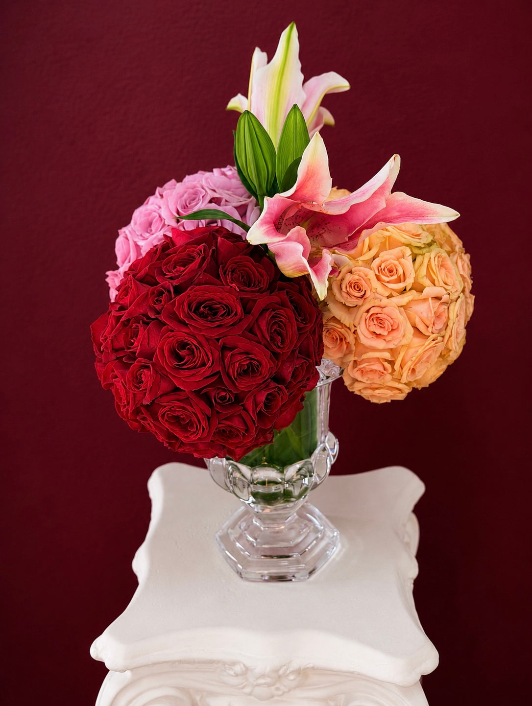 Luxury Rose & Stargazer Lily Arrangement in Crystal Vase Nostalgie Flowers