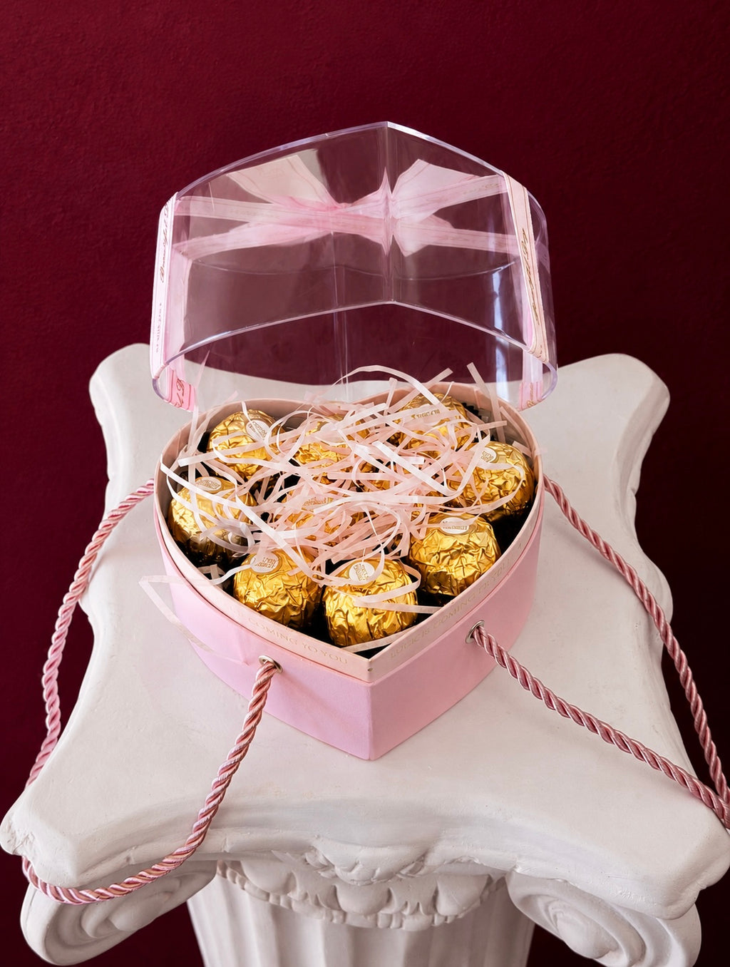 Pink Sweetheart Chocolate Gift Box Nostalgie Flowers