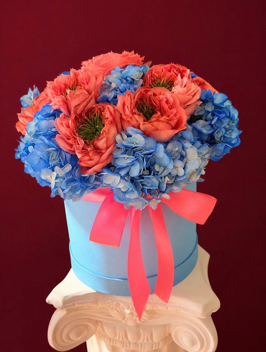 Coral Rose & Blue Hydrangea Luxury Flower Box Nostalgie Flowers