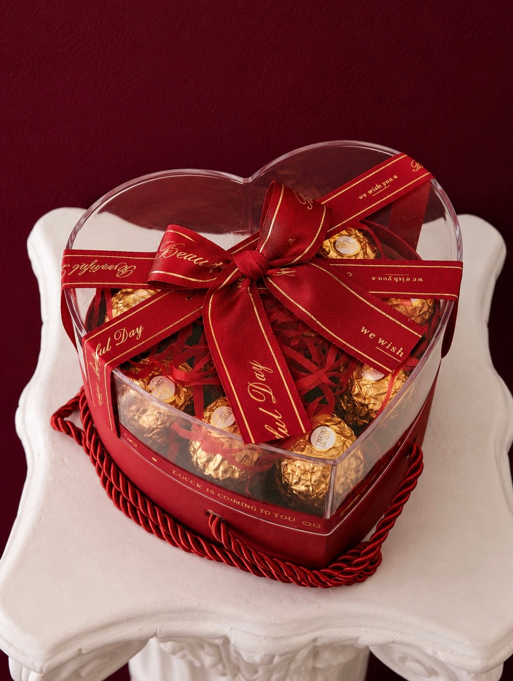 Luxury Heart Chocolate Gift Box Nostalgie Flowers