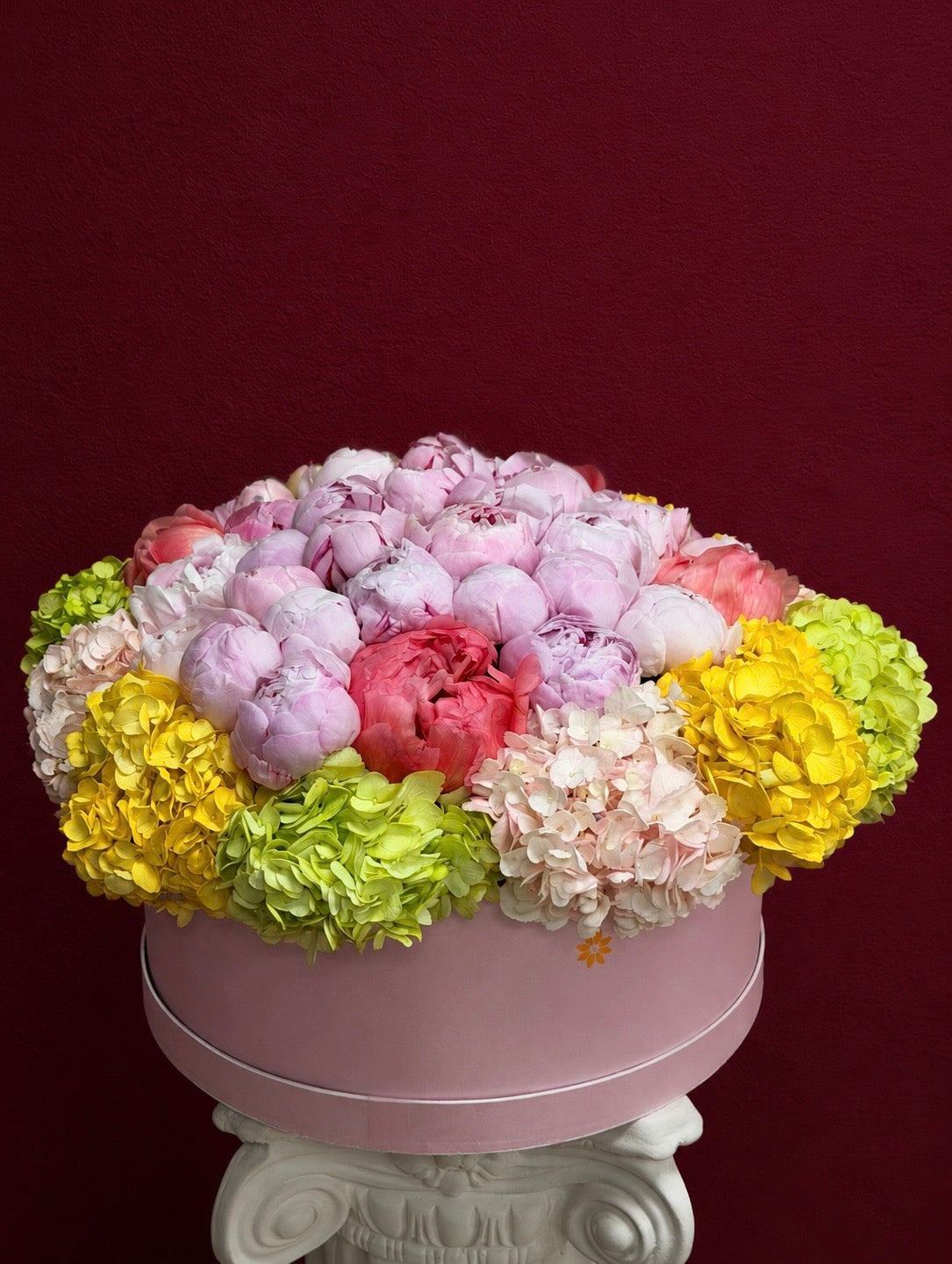 Pastel Peony & Hydrangea Luxury Flower Box Nostalgie Flowers