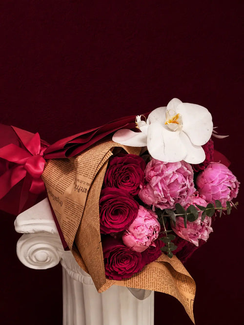 Velvet Kiss Bouquet Nostalgie Flowers