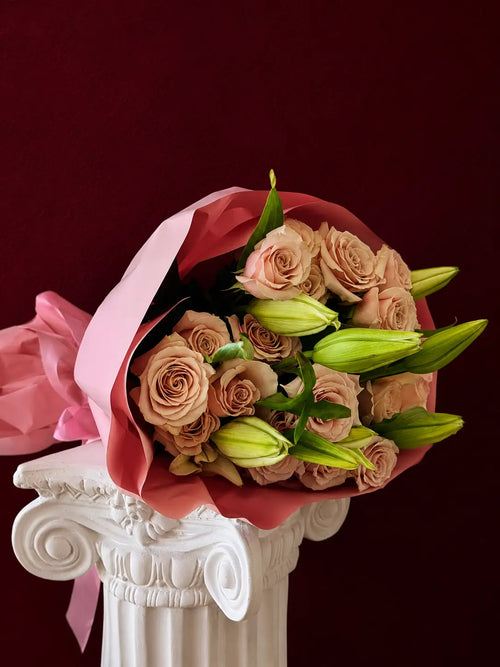 Blush Pearl Rose Bouquet Nostalgie Flowers