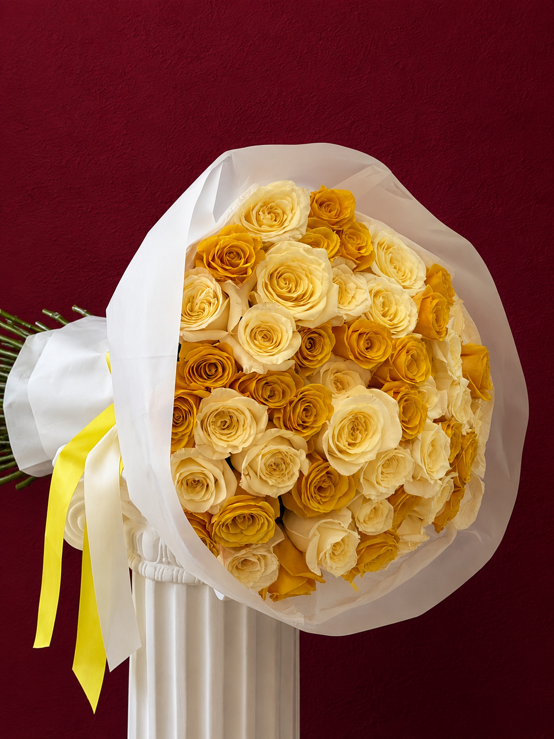 Golden Ivory 50 Roses Bouquet